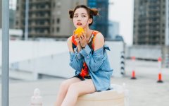 妻子蒙上眼睛换人，丈夫不愿回来，婚姻的裂痕与困境