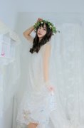 经理安排去陪两个外国一个德国人一个美国人一起吃饭