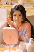 女孩让你追她的8个暗示,女生掩饰喜欢你的表现