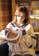 女孩子睡觉夹被子磨蹭是什么原因有哪些