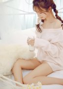 肚兜裹不住胸前饱满的出处和背景故事